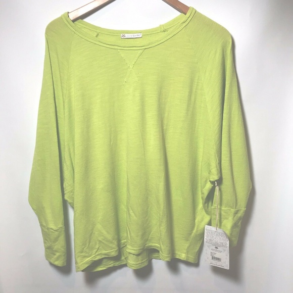 Pure Karma Tops - PURE KARMA Women's Lydia Tee lime green SOFT Long
